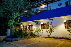 Fachada da propriedade