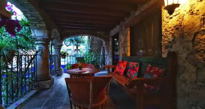 Casa de los Espíritus Alegres By Rotamundos