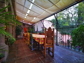 Outdoor dining