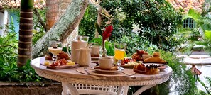 Petit déjeuner continental compris tous les jours