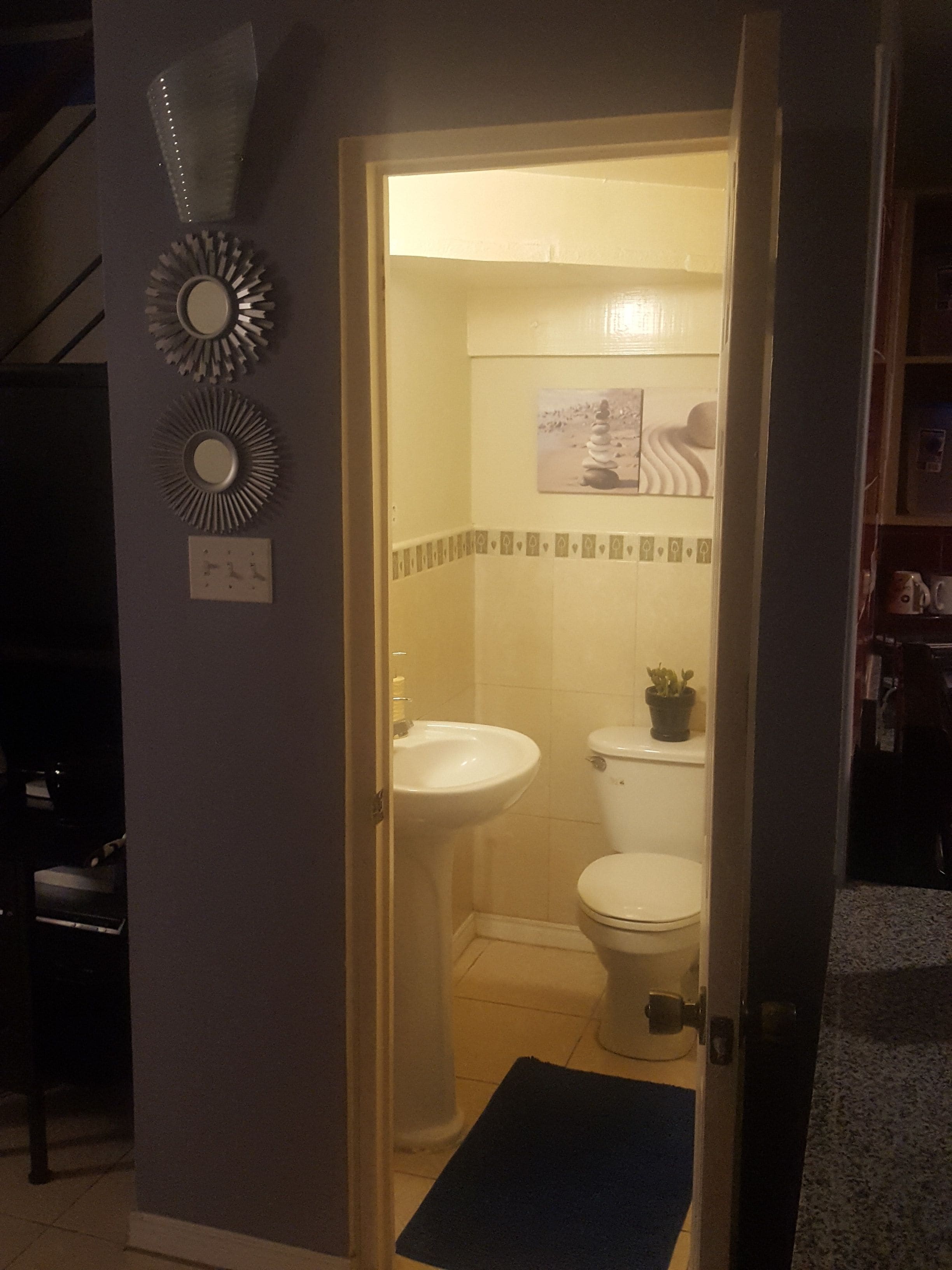 Premium Apartment, 2 Bedrooms, Mountain View | Bathroom | Combined shower/tub, free toiletries, hair dryer, towels