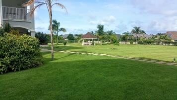 Khuôn viên nơi lưu trú