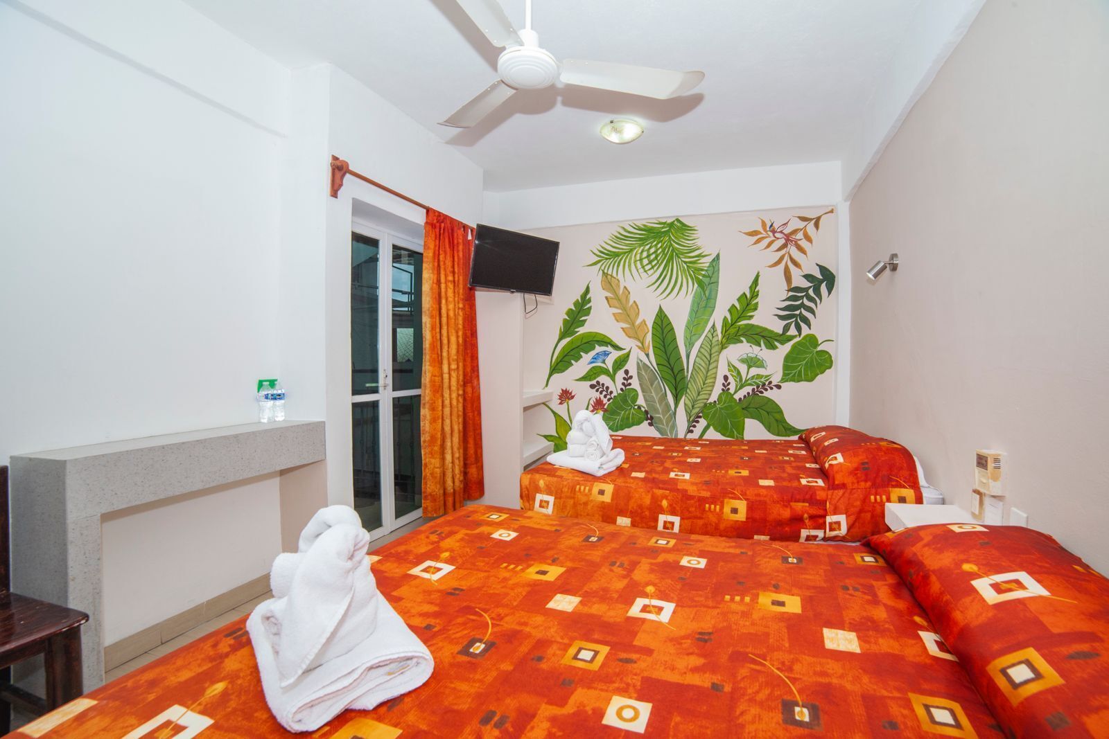 double room, 2 double beds | iron/ironing board, free wifi