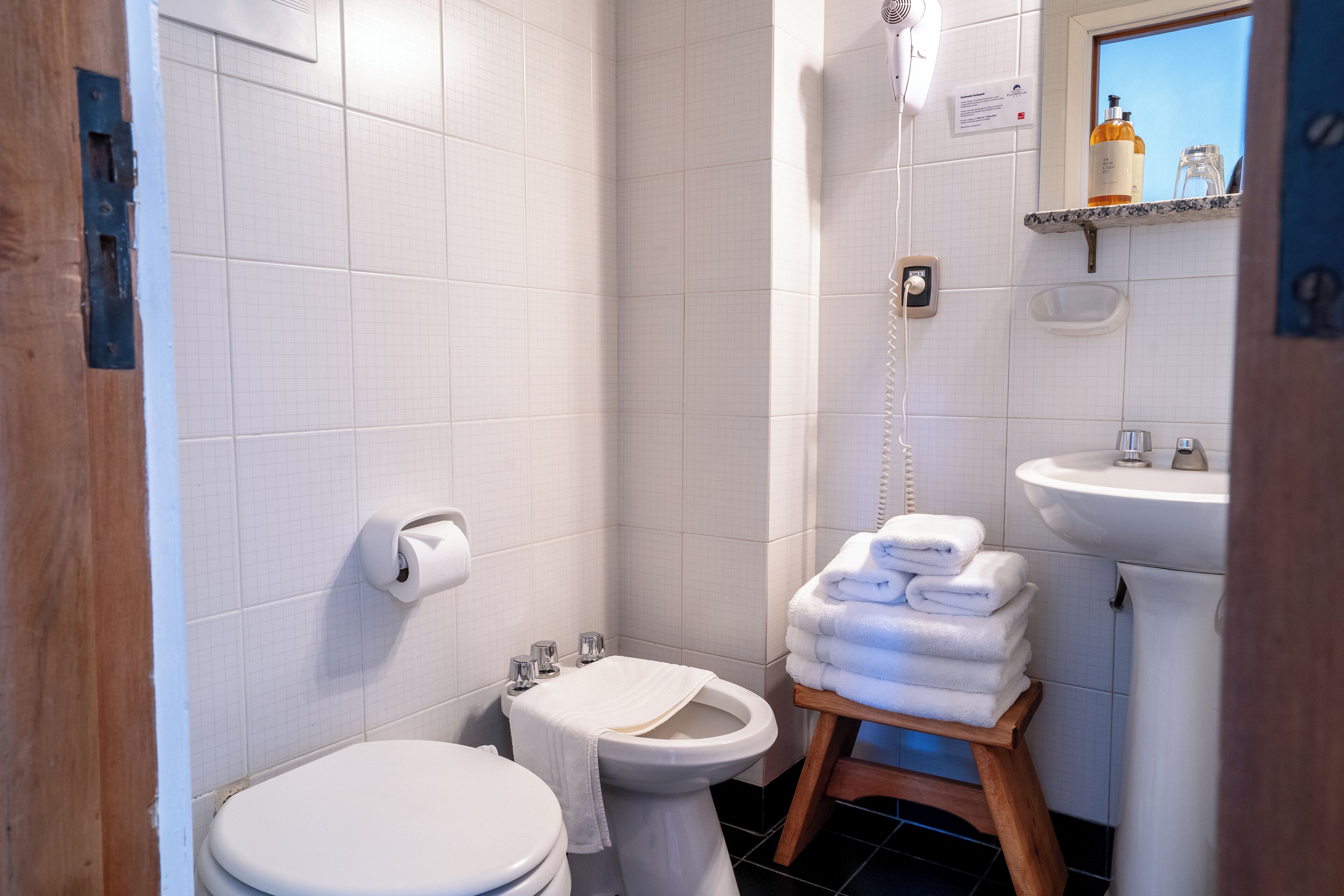 1 bedroom, in-room safe, desk, soundproofing