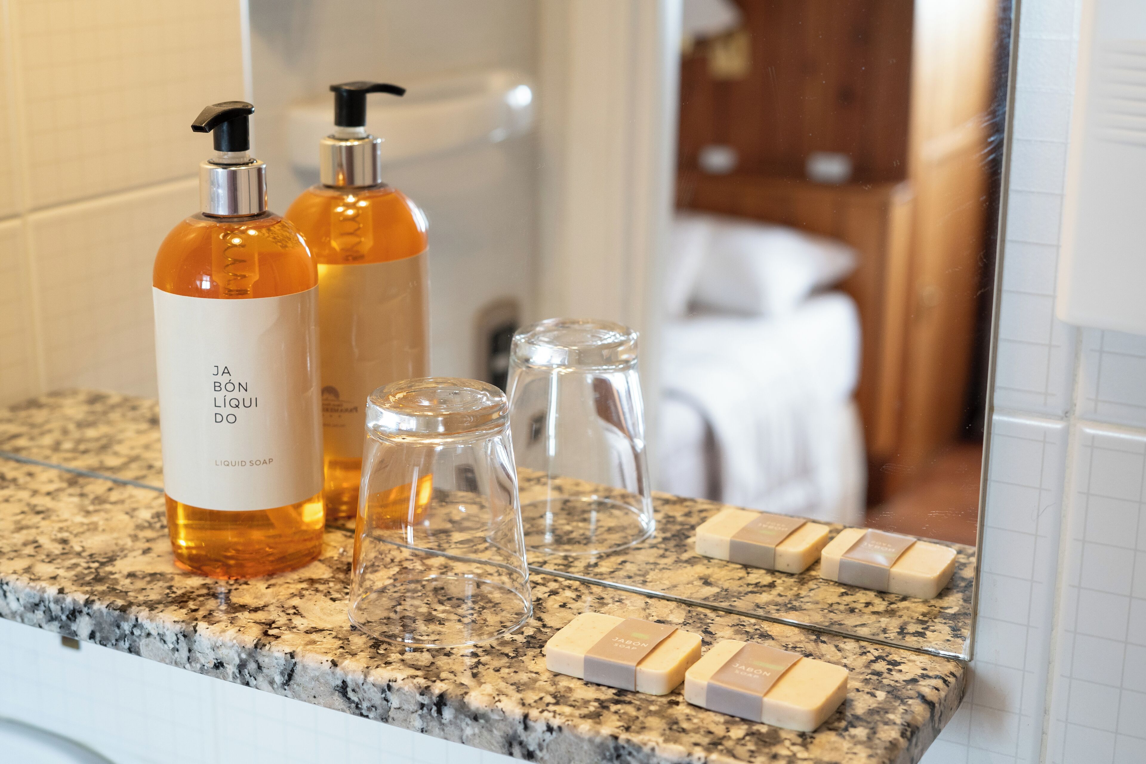 standard room, 2 single beds | bathroom | shower, rainfall showerhead, free toiletries, hair dryer