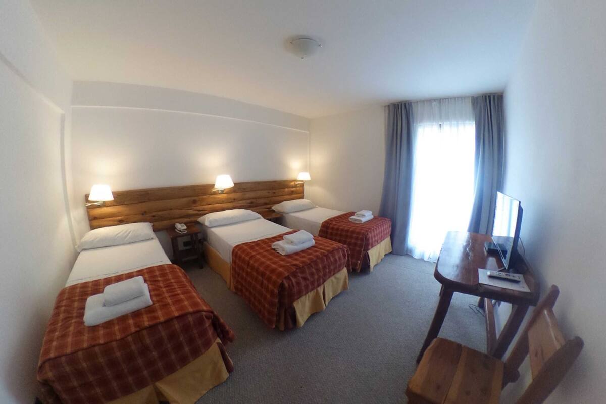 In-room safe, desk, soundproofing, bed sheets