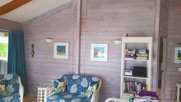 Hibiscus Villa | Living area | Flat-screen TV, DVD player