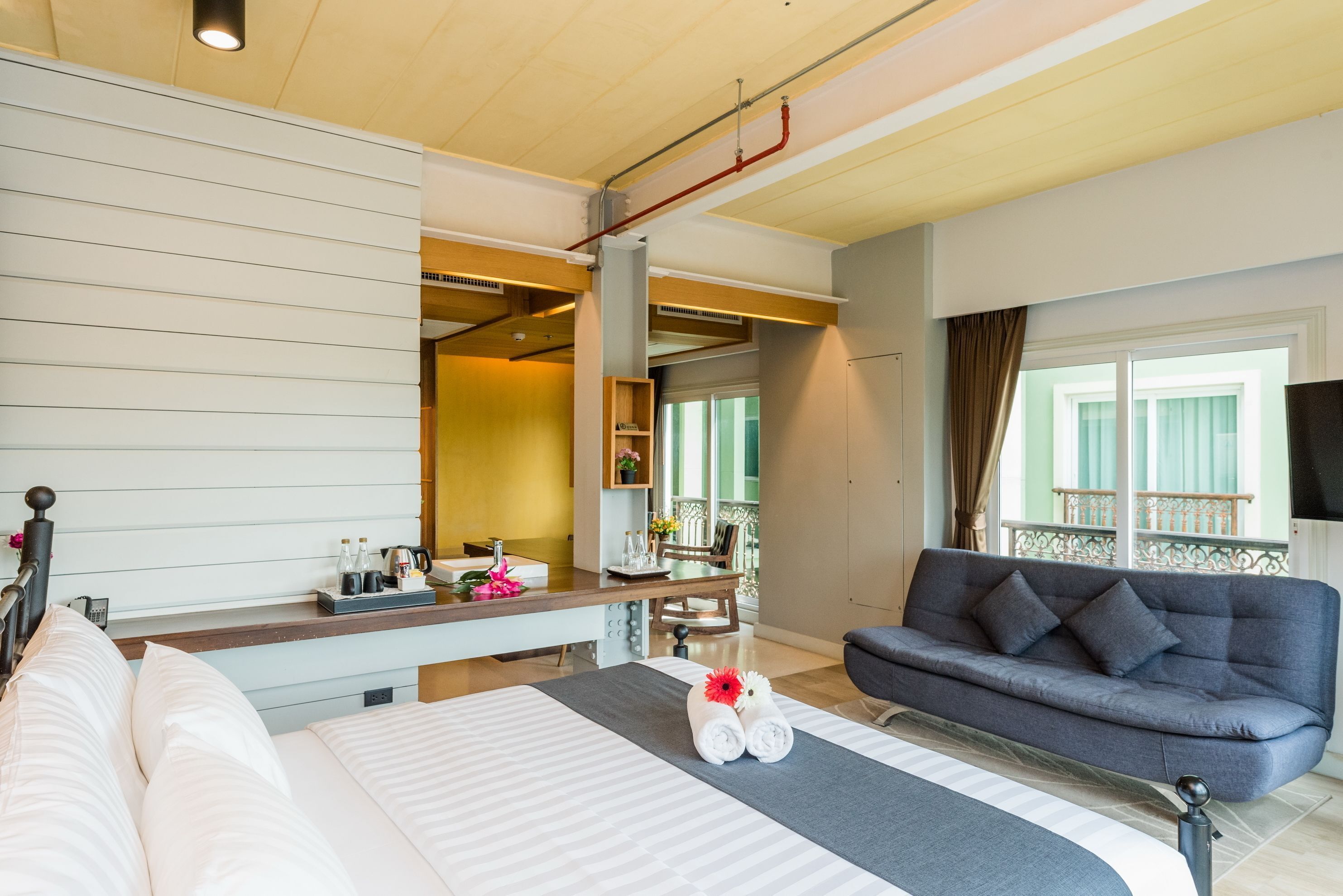 Een minibar, een kluis op de kamer, verduisterende gordijnen