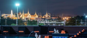 Dang Derm in The Park Khaosan