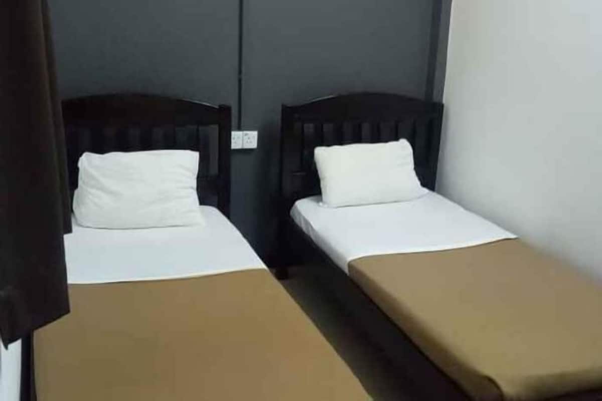 Desk, bed sheets