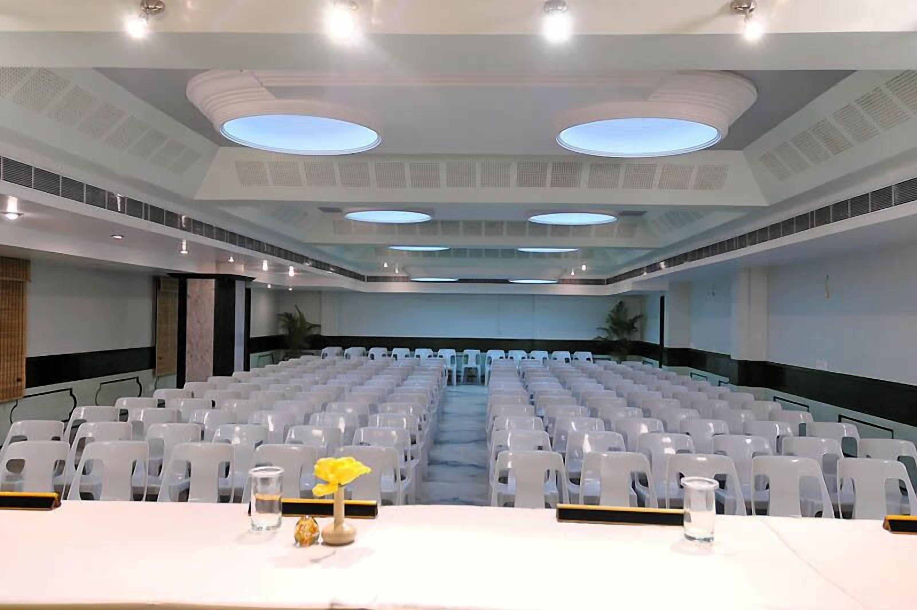 สถานที่จัดงานประชุม