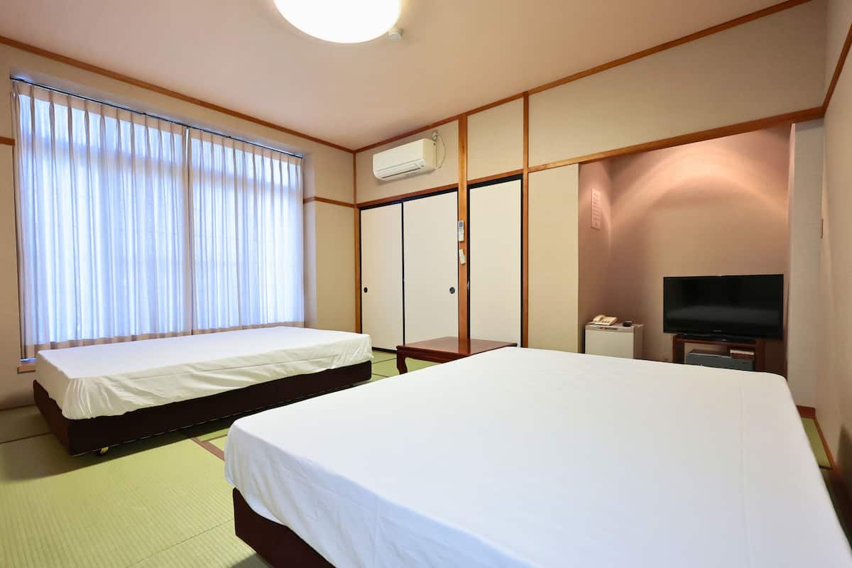 Japanese-style Room 10 Tatami Mats with Toilet - Room 101, Non Smoking | In-room safe, desk, blackout curtains, free WiFi