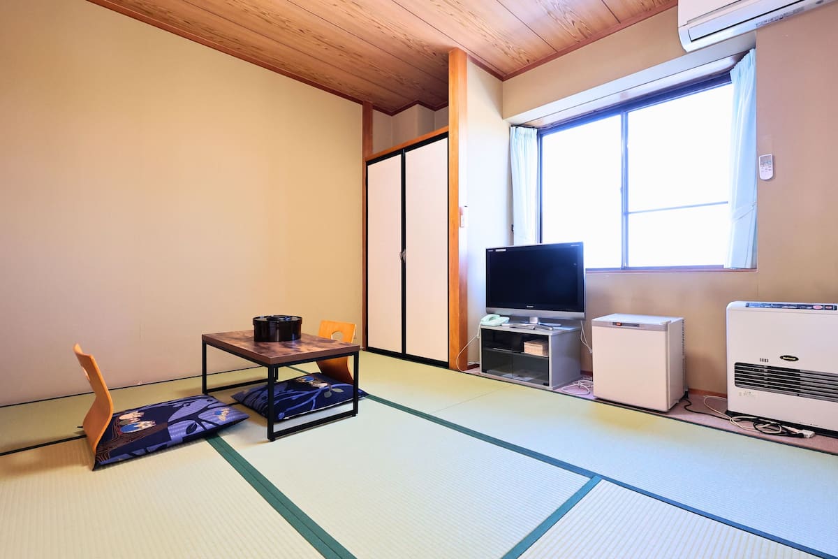 Traditional-Zimmer, Gemeinschaftsbad (Japanese Style) | Zimmersafe, Schreibtisch, Verdunkelungsvorhänge, kostenloses WLAN