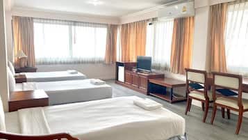 Deluxe Room, Non Smoking, City View | In-room safe, desk, blackout curtains, free WiFi