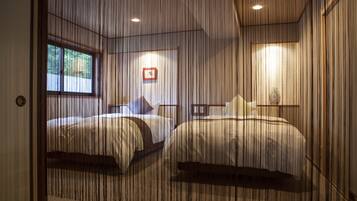 Run of House | 1 bedroom, minibar, in-room safe, free WiFi