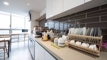 Petit déjeuner continental compris tous les jours