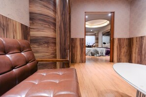 Deluxe Twin Room, 1 Bedroom | Living area - Cantaloupe Motel (Taoyuan City)