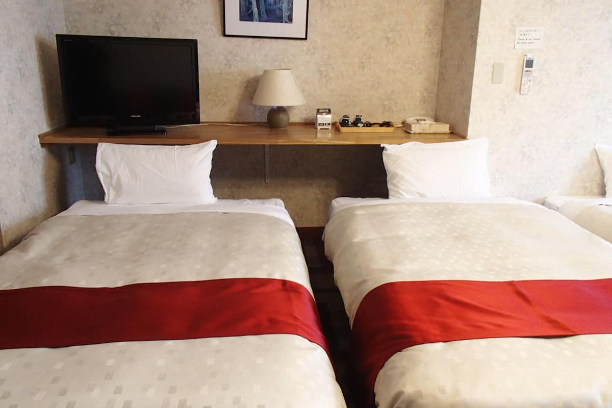 1 bedroom, desk, blackout curtains, free wifi