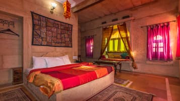 Superior AC Private Ensuite | Free WiFi