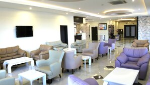 Lobby sitting area - Side West Park Hotel (Manavgat)