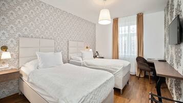 Standard Room, 2 Twin Beds | 1 bedroom, in-room safe, desk, free WiFi