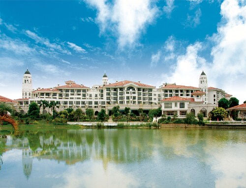 New World Taishan Hotel