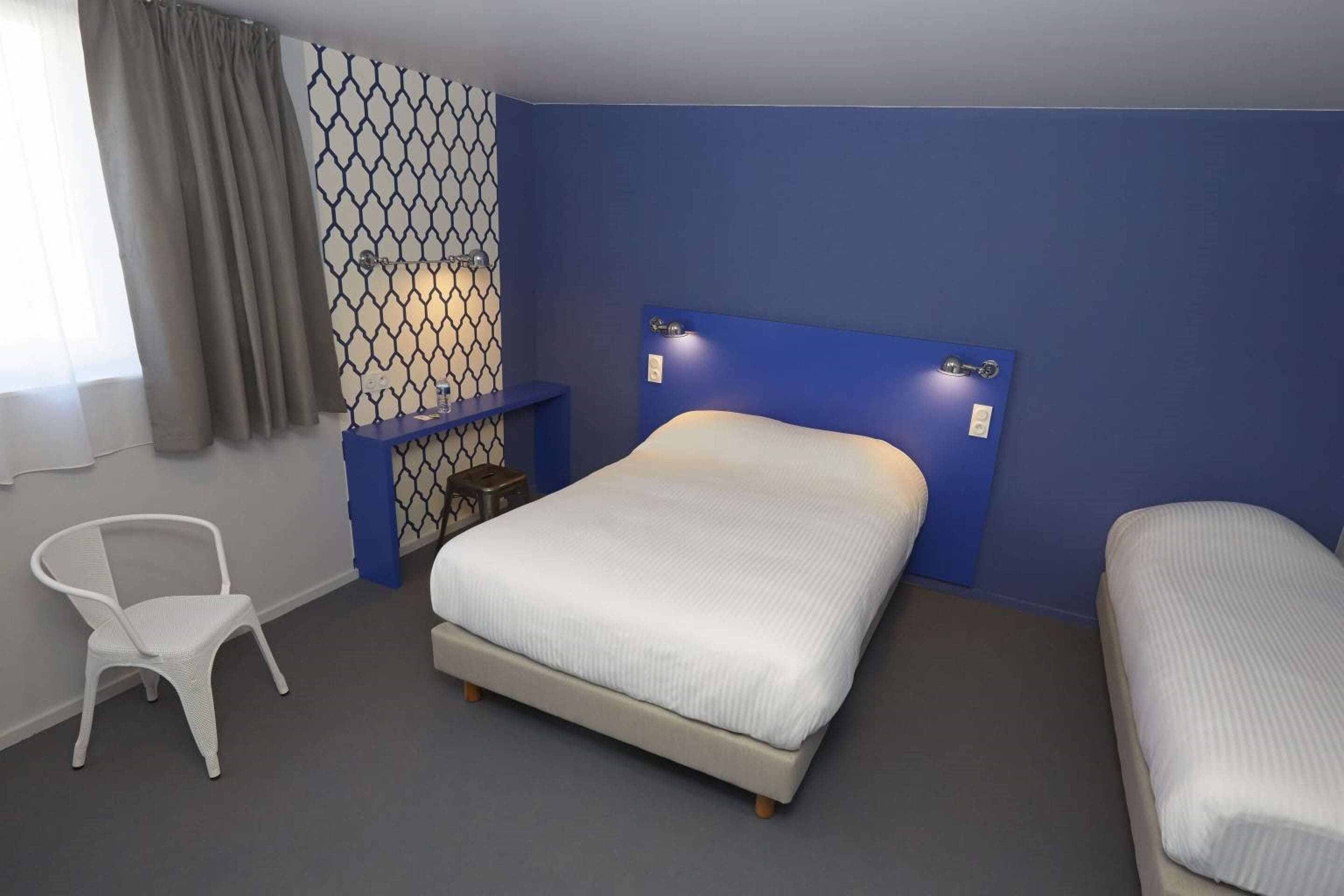 triple room | individually furnished, desk, blackout curtains, soundproofing