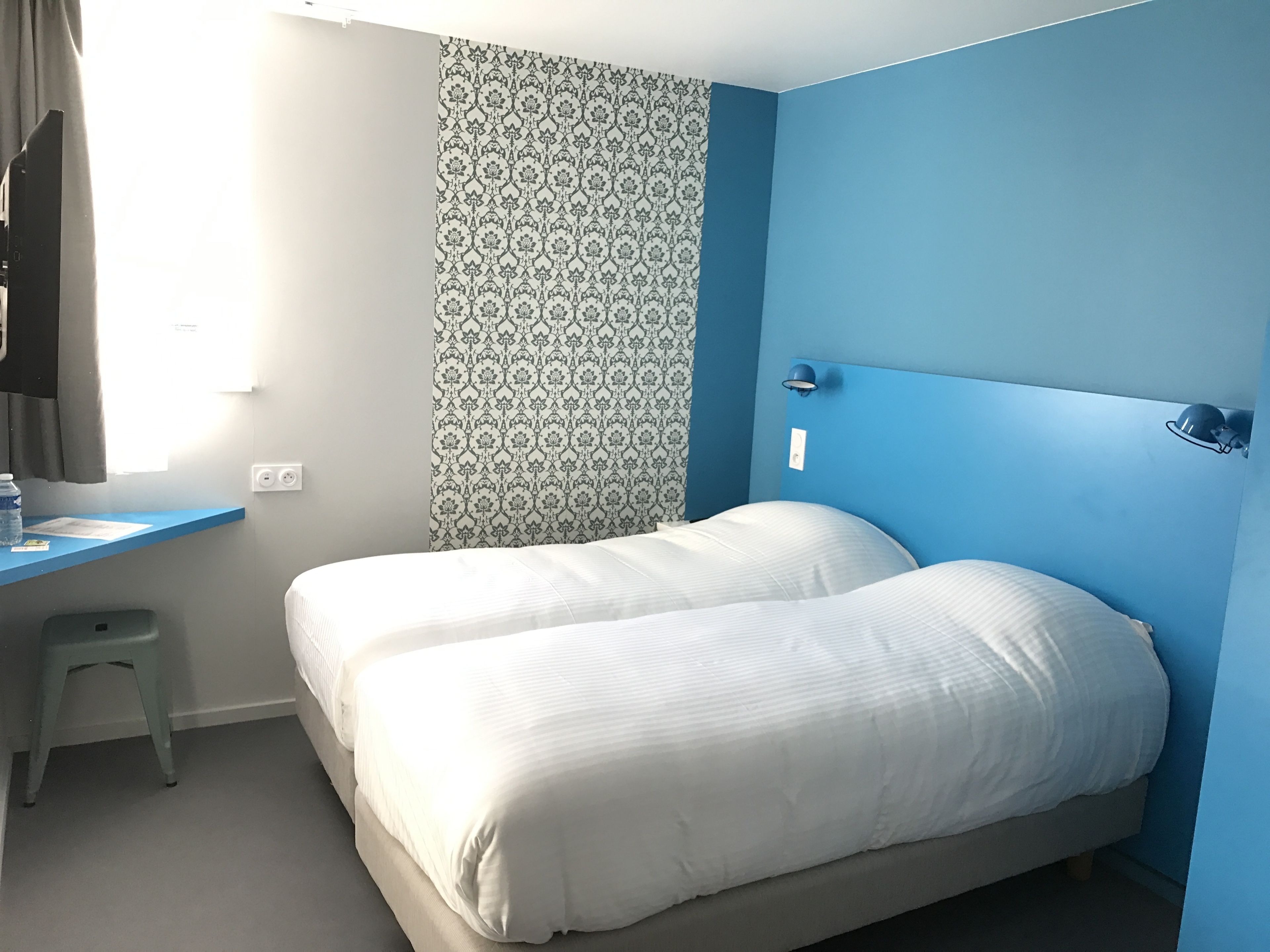 twin room | individually furnished, desk, blackout curtains, soundproofing