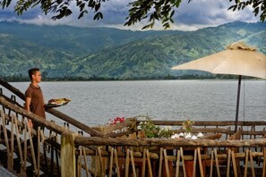 Lake - Lak Tented Camp (Lak)