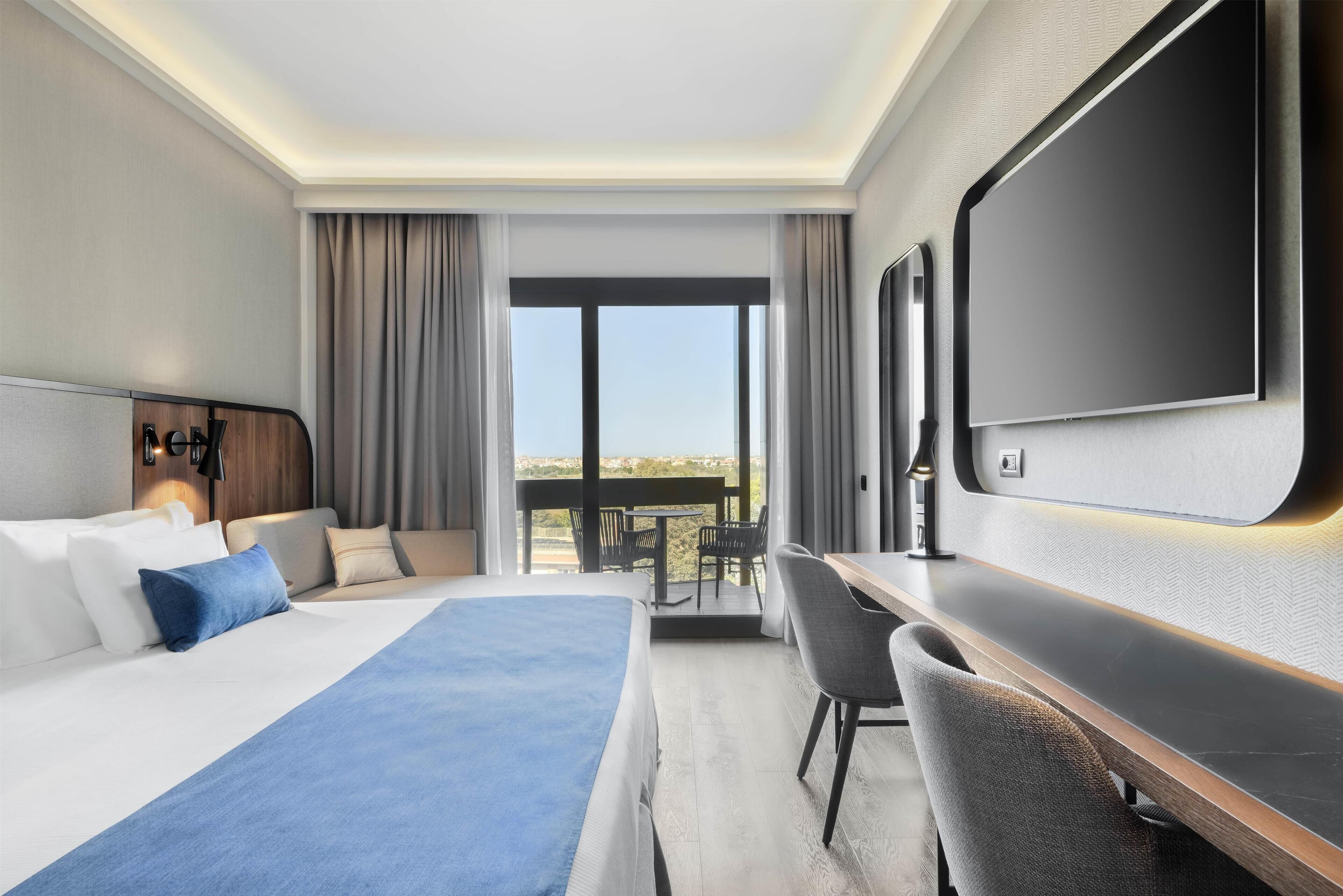 Ropa de cama de alta calidad y minibar 