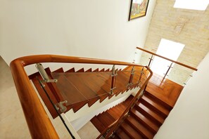 Staircase - Well-To-Do Villa (Da Nang)