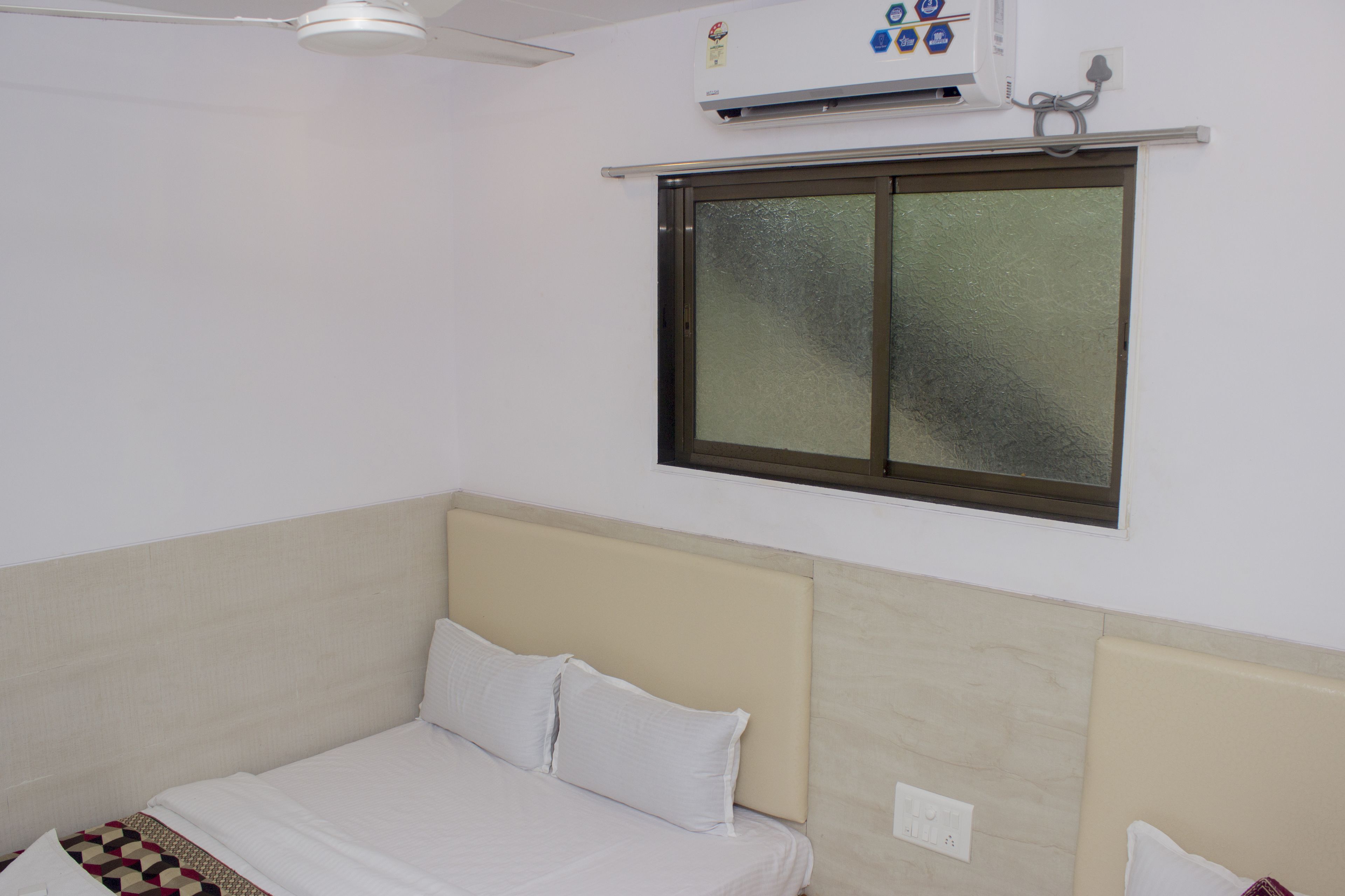 Photo - Hotel KF Residency