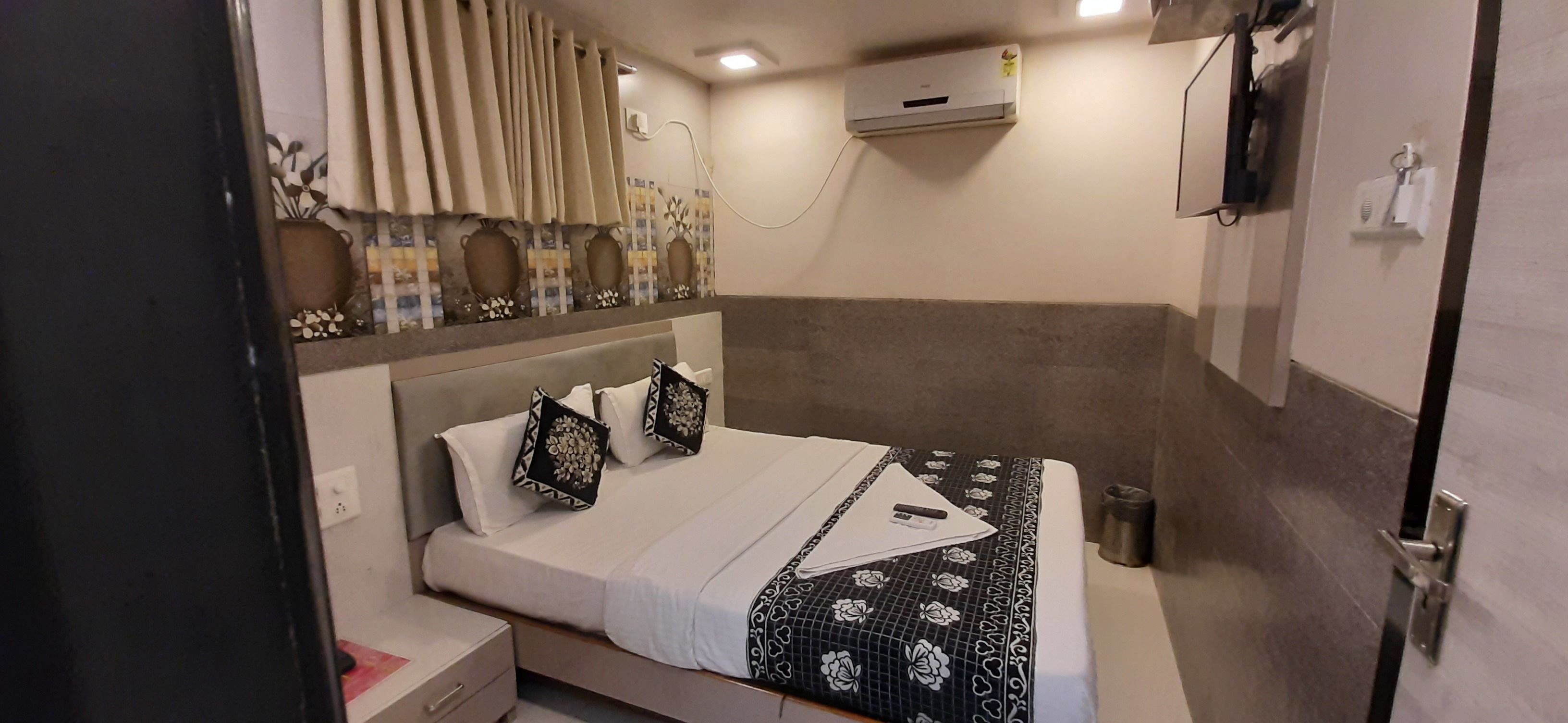 Photo - Hotel KF Residency