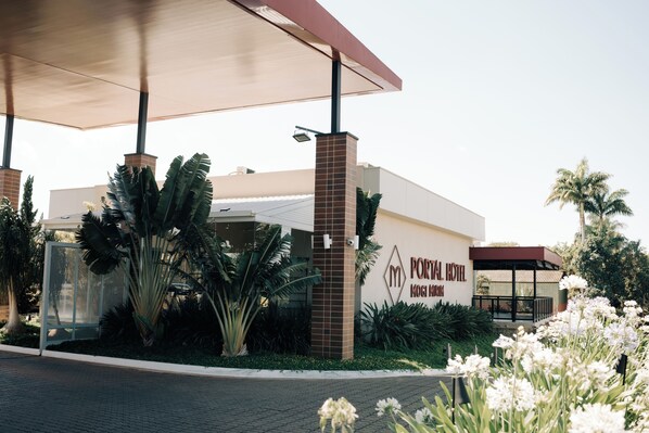 Front of property - Portal Hotel Mogi Mirim (Mogi-Mirim)