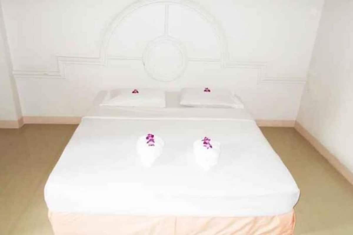 Masa, ücretsiz kablosuz İnternet