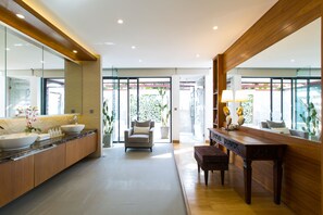 Villa, 3 chambres, vue lac, vue mer | Salle de bain