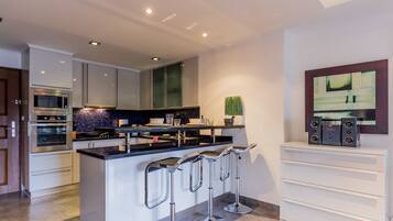 Fridge, microwave, coffee/tea maker