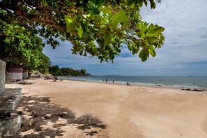 Private beach - Dasiri Private Beach Pool Villa 67 (Pattaya)