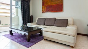 Living area - Dasiri Jomtien Beach Apartment 42 (Pattaya)