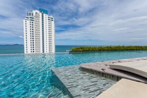 Pool - Dasiri Sansiri Baan Plai Haad PREMIUM (Pattaya)