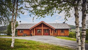 Family Cabin, 4 Bedrooms, Patio, Slope side (Storstogo) | Exterior - Brennabu (Vestre Slidre)