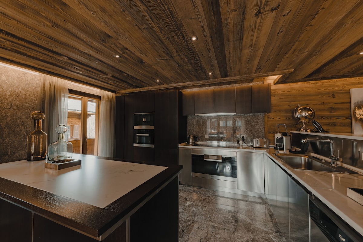 Departamento de lujo, 4 habitaciones, cocina (Residence) | Cocina privada | Cafetera de espresso, cafetera y tetera, tetera eléctrica y periquera