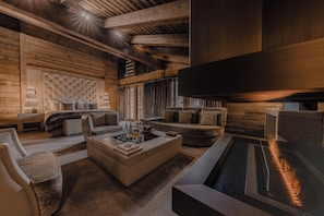Signature Suite, 1 King Bed, Balcony | 2 bedrooms, premium bedding, down comforters, minibar