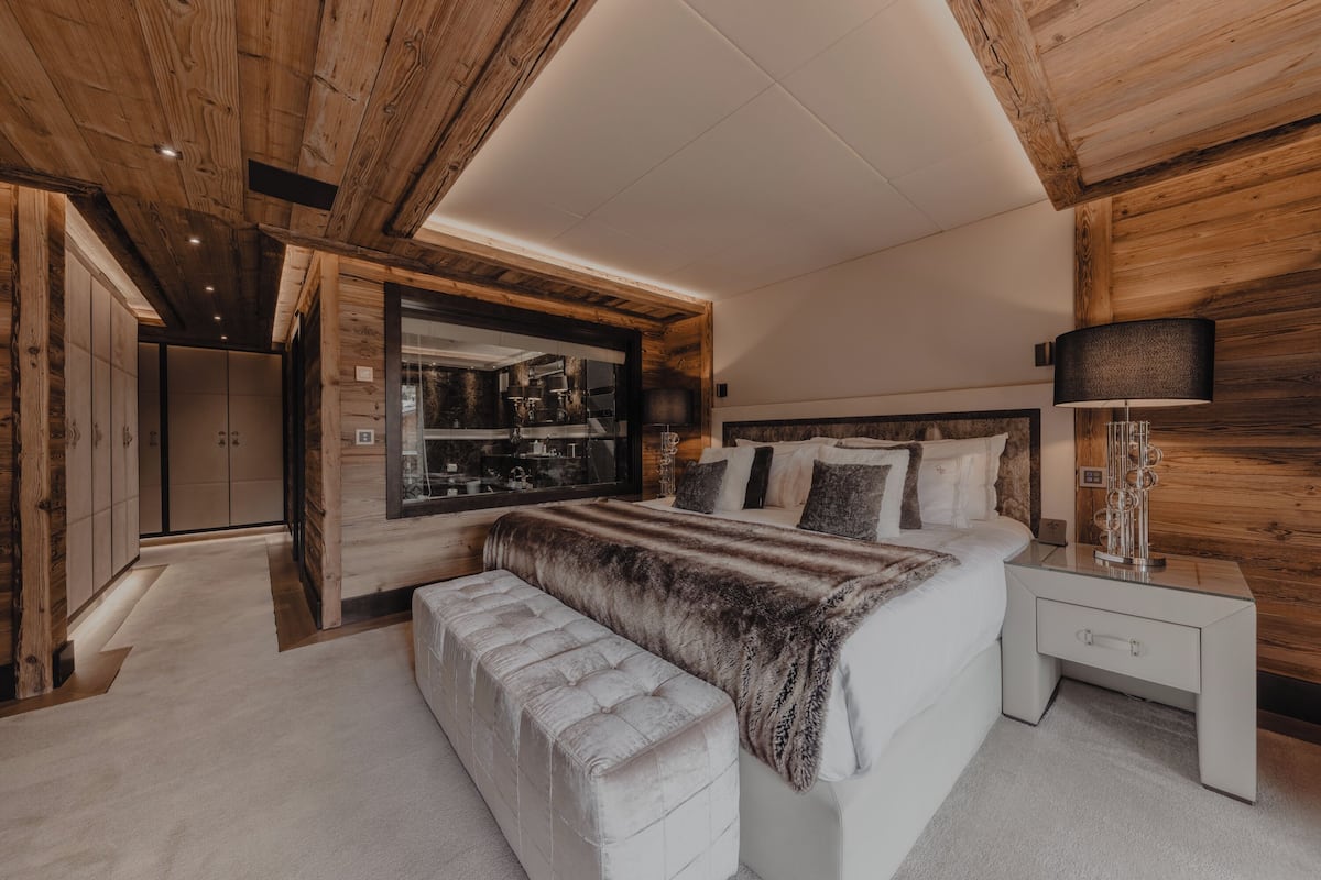 Three Bedroom Residence | Premium bedding, down comforters, minibar, in-room safe