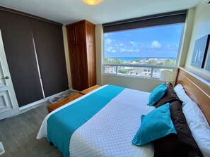 Attico Exclusive, 1 camera da letto, lanai, vista oceano | Biancheria da letto di alta qualità, materassi a doppio strato
