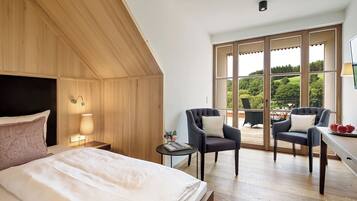 Superior-Doppelzimmer | Hochwertige Bettwaren, Minibar, Zimmersafe, Schreibtisch