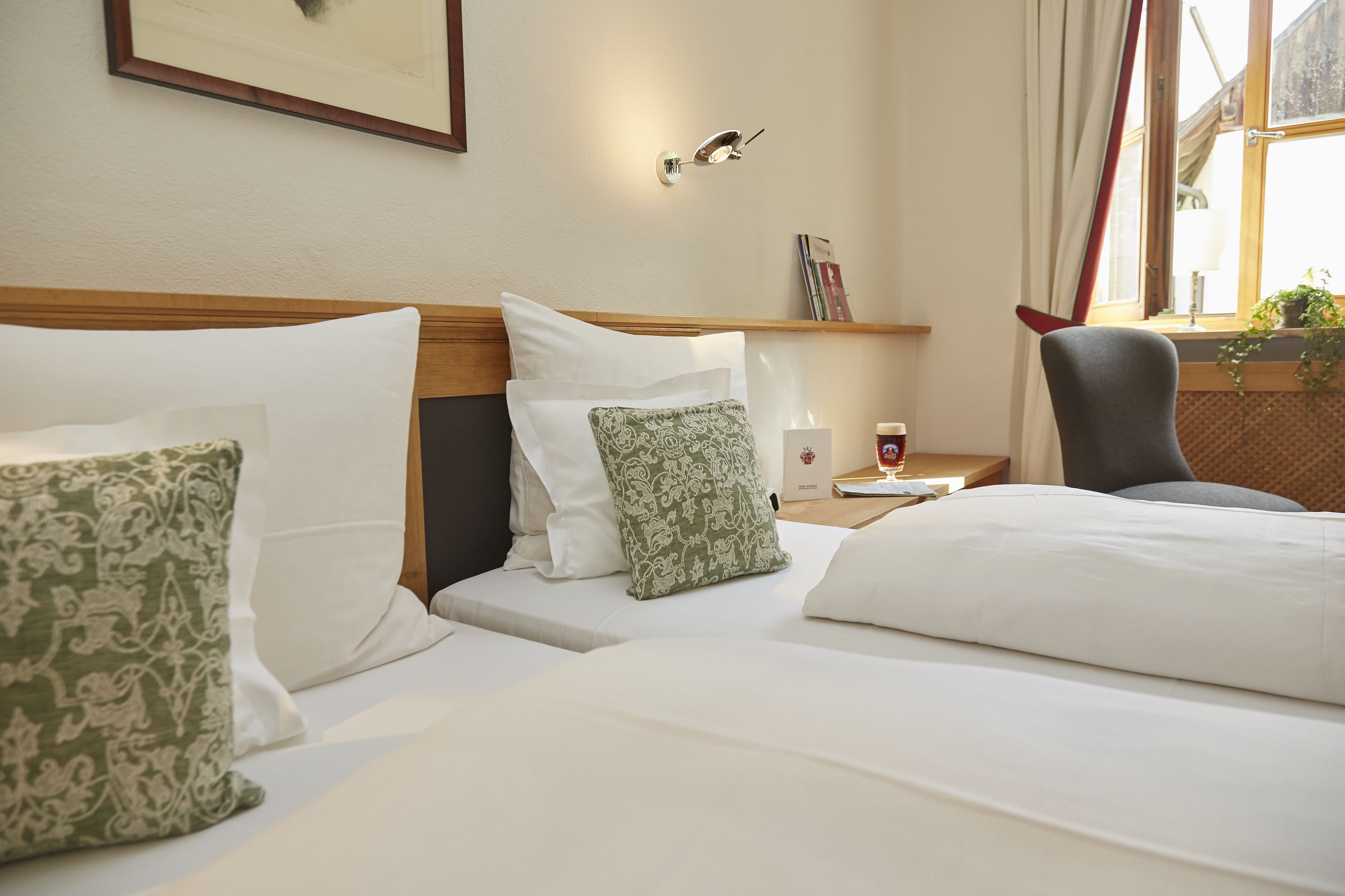 standard double room | premium bedding, minibar, in-room safe, desk