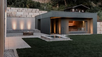 Sauna, Körperbehandlungen, Aromatherapie, Warmsteinmassagen