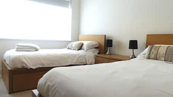 Apartament executiu, 2 dormitoris | 1 dormitori, llençols de cotó egipci i roba de llit d'alta qualitat