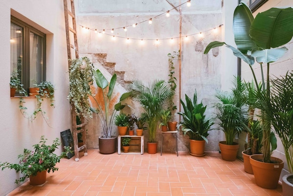 View from property - Magatzem 128 (Barcelona)